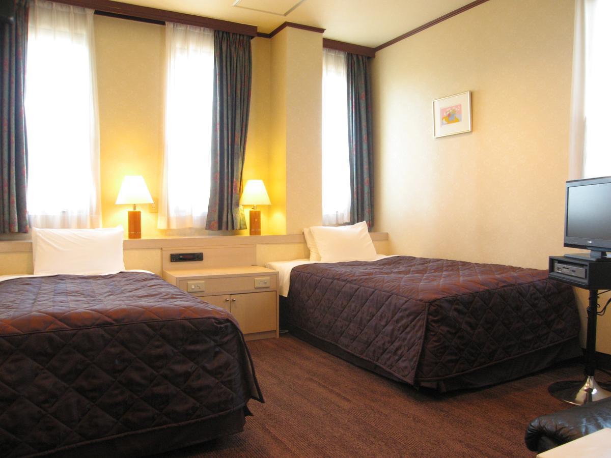 Hotel GreenGarden Maebashi Exterior foto