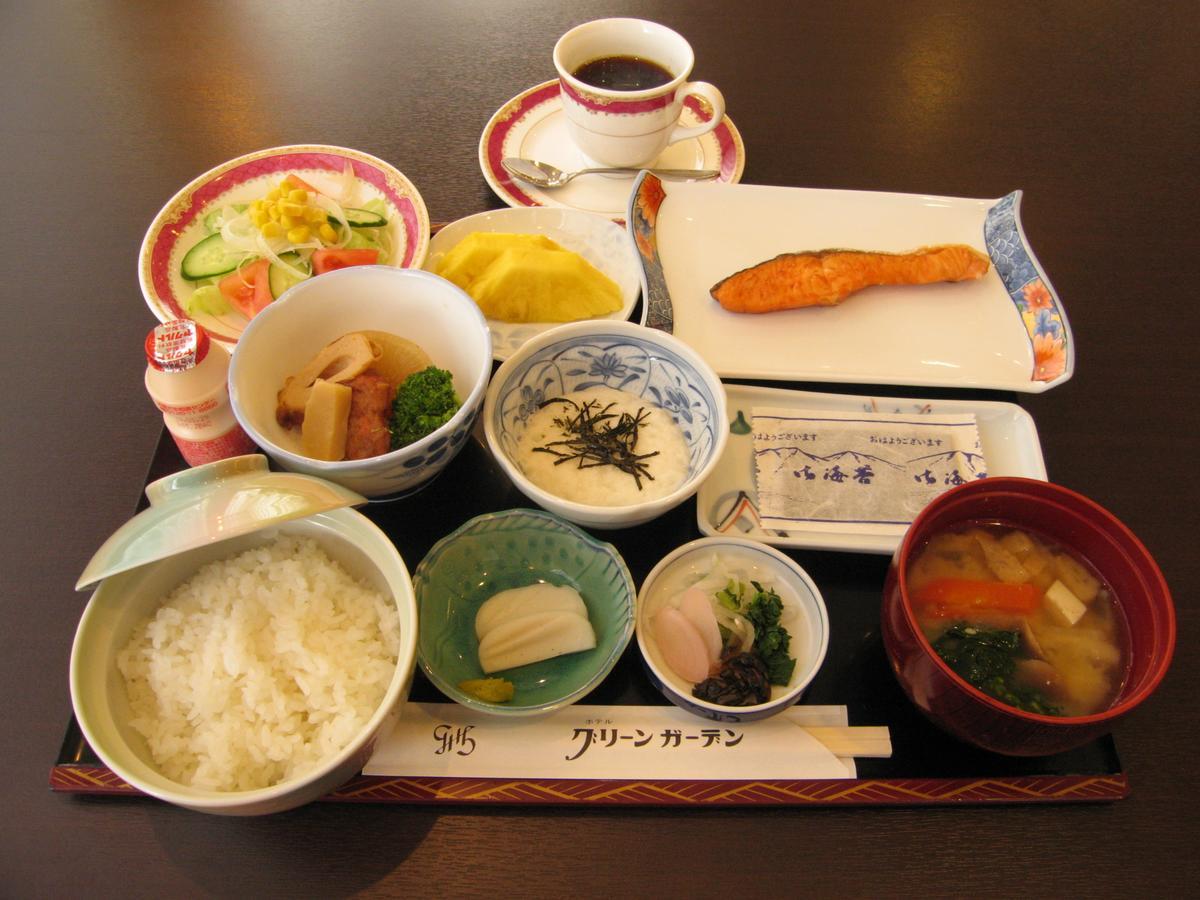 Hotel GreenGarden Maebashi Exterior foto